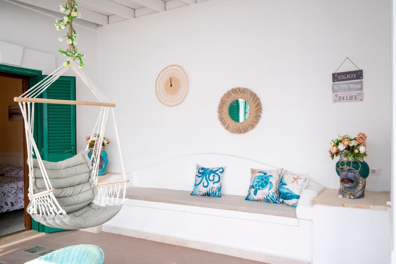 Le Tre Sirene Bed & Breakfast ปอร์โตเชซาเรโอ ภายนอก รูปภาพ