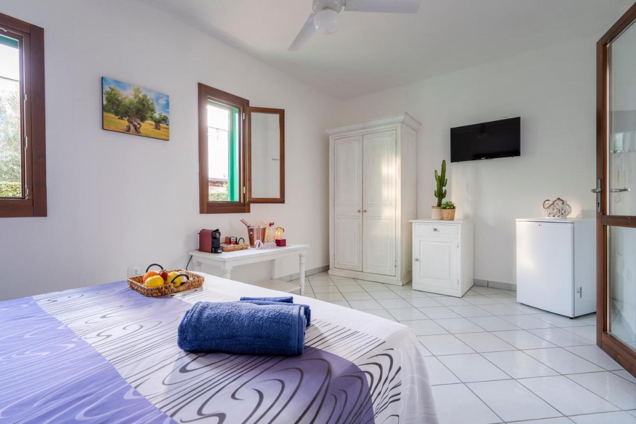 Le Tre Sirene Bed & Breakfast ปอร์โตเชซาเรโอ ภายนอก รูปภาพ
