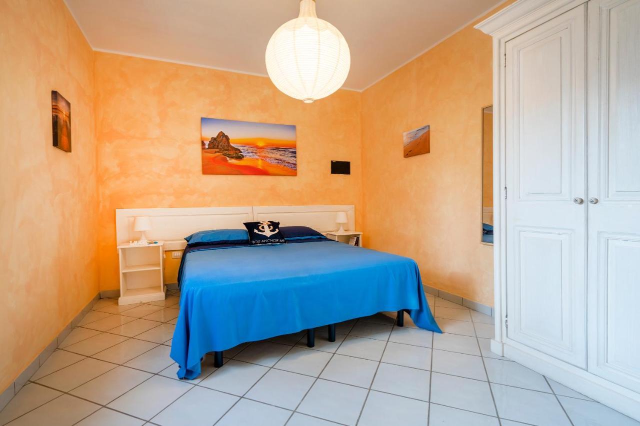 Le Tre Sirene Bed & Breakfast ปอร์โตเชซาเรโอ ภายนอก รูปภาพ