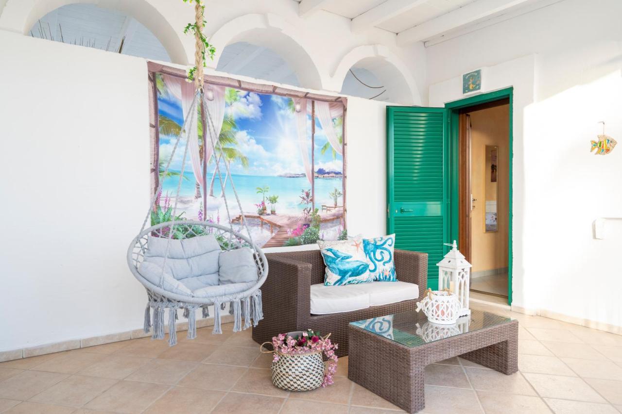 Le Tre Sirene Bed & Breakfast ปอร์โตเชซาเรโอ ภายนอก รูปภาพ